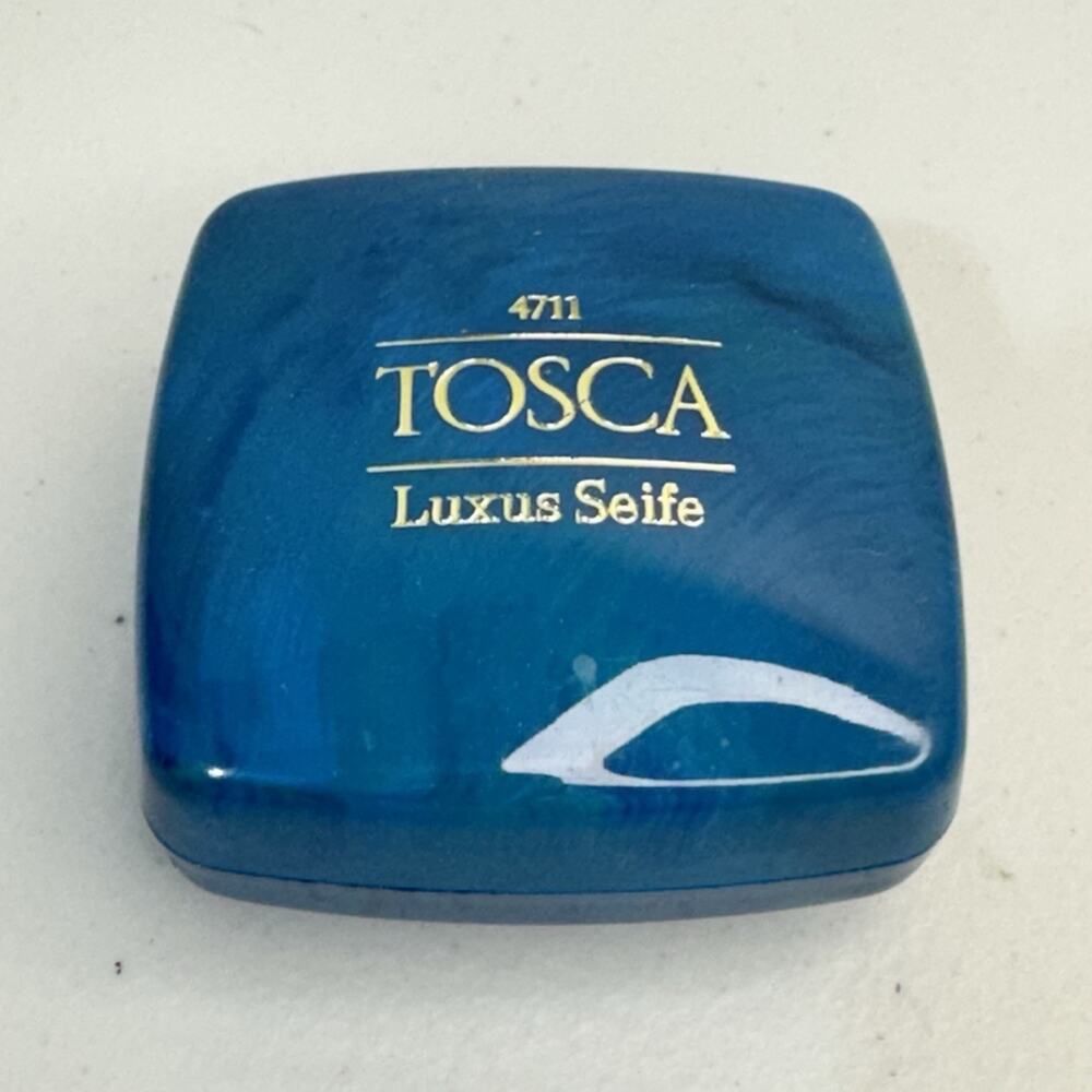 VTG 4711 TOSCA Soap Bar 100g 3.5oz & Square Plastic Soap Saver Travel Case